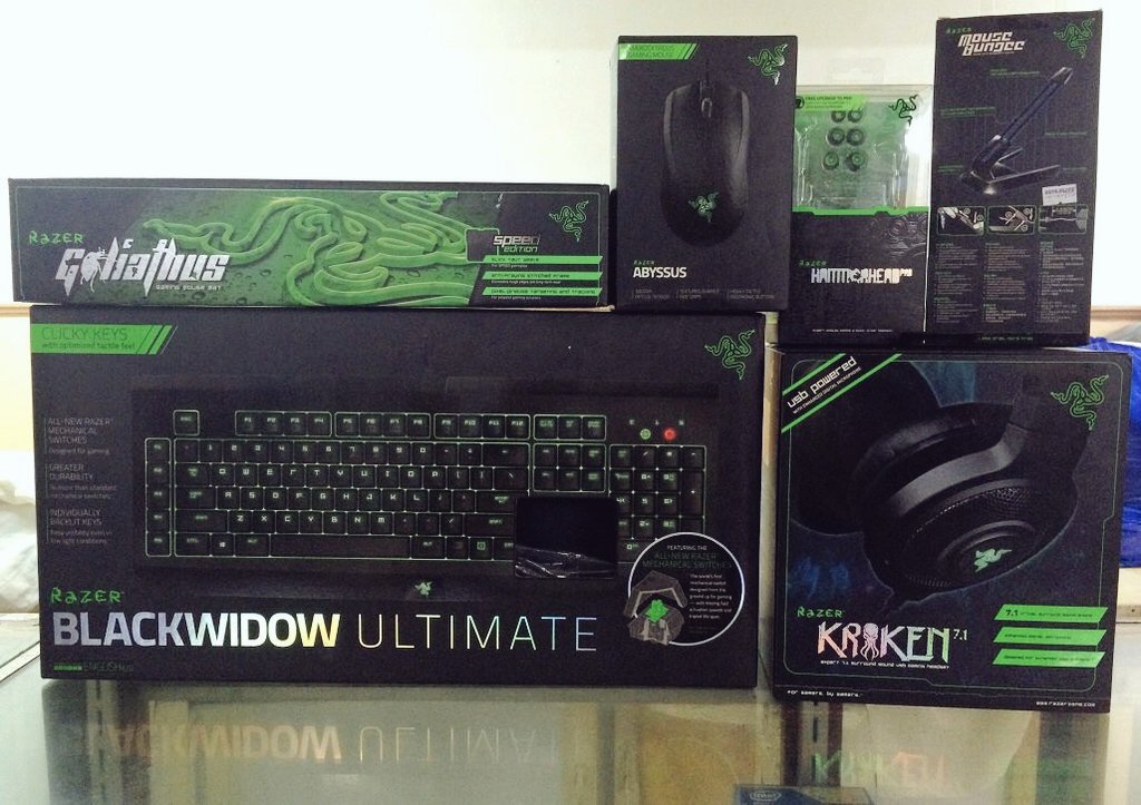 xRedChills's tweet photo. Razer Bundle Giveaway 

1) RT
2) Follow Me 
3) Turn Notifications On &amp; Show Proof 

Good Luck! https://t.co/o6fwAtgAg4