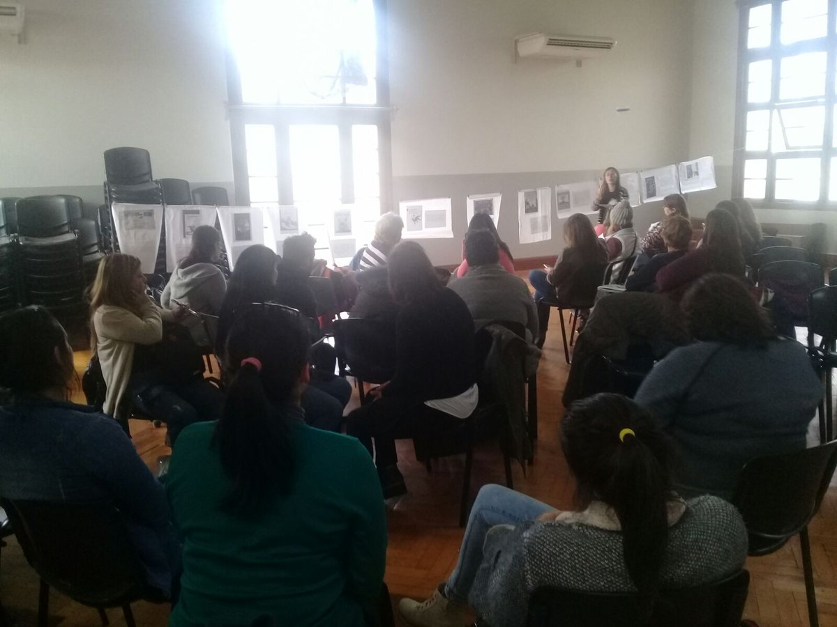 ANEP_Prolee's tweet photo. Encuentro departamental de Biblioteca Solidaria en Montevideo Centro https://t.co/gyGEsRCunx
