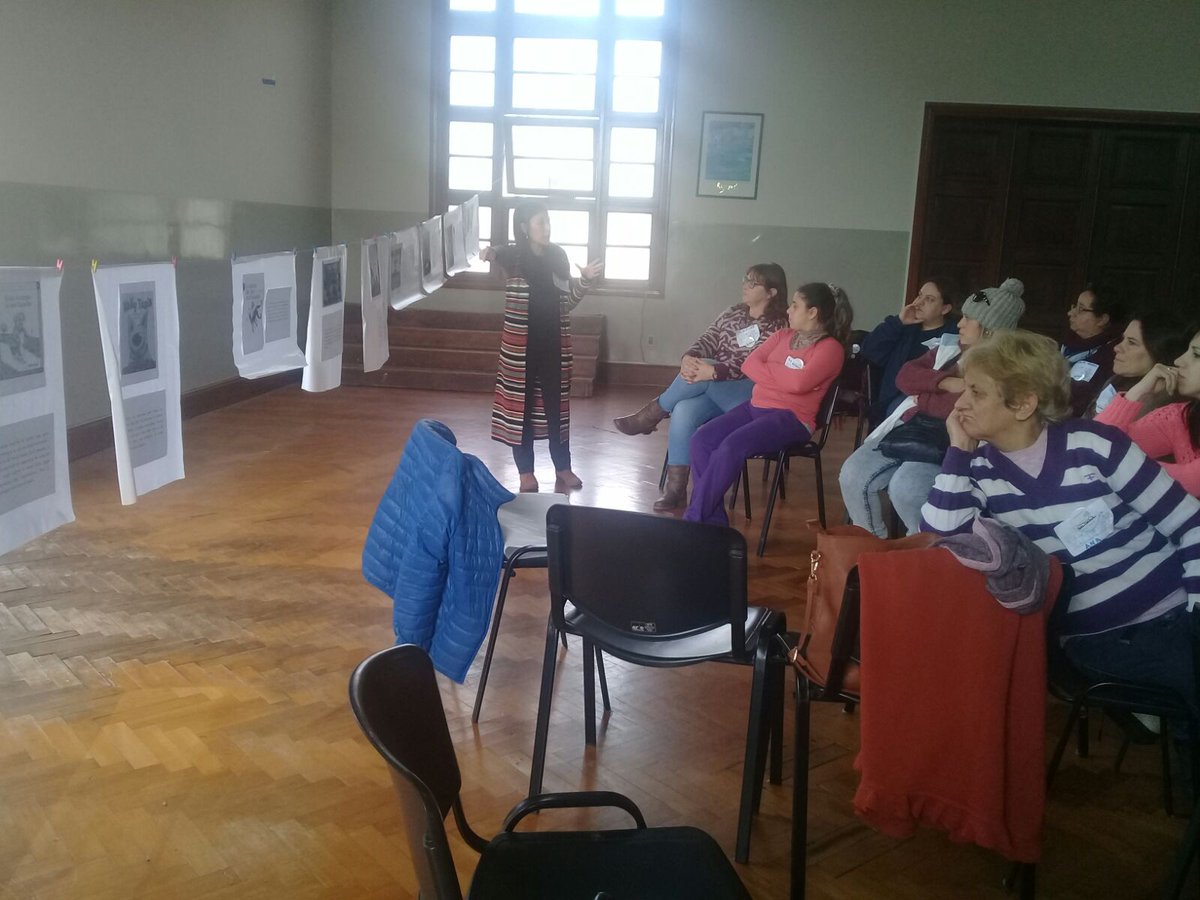 ANEP_Prolee's tweet photo. Encuentro departamental de Biblioteca Solidaria en Montevideo Centro https://t.co/gyGEsRCunx