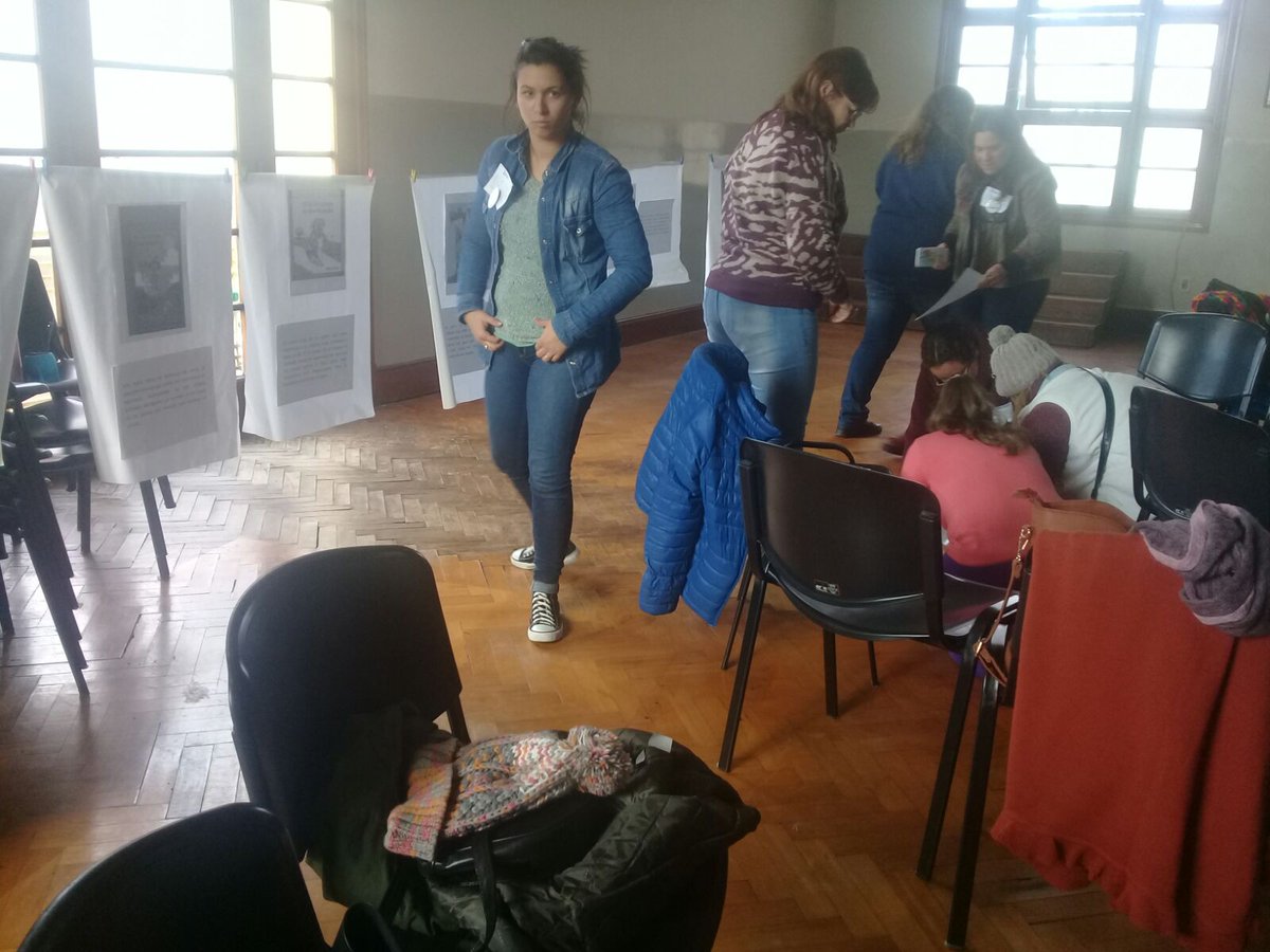 ANEP_Prolee's tweet photo. Encuentro departamental de Biblioteca Solidaria en Montevideo Centro https://t.co/gyGEsRCunx
