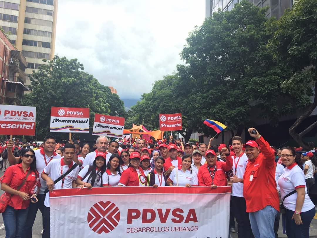 FILIALDDUU's tweet photo. Con Lealtad al Comandante Supremo #CumpleañosdeChávez, los trabajadores decimos SÏ a la Constituyente, https://t.co/0g49y758aG