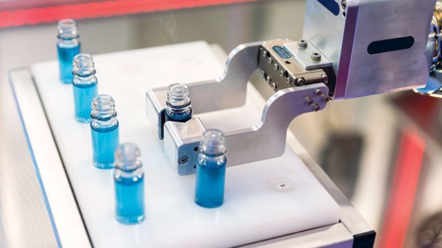 LabManager's tweet photo. “Vision processing is a hot topic for lab robotics.” https://t.co/uMns8uGksU #LabRobotics https://t.co/UGmjgM8mDr