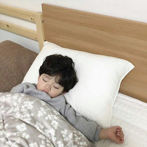 HolyParkMinHee's tweet photo. Uyku saati geldi T-T

İyi geceler abilerim ablalarım💕 https://t.co/BwPFmavK6J