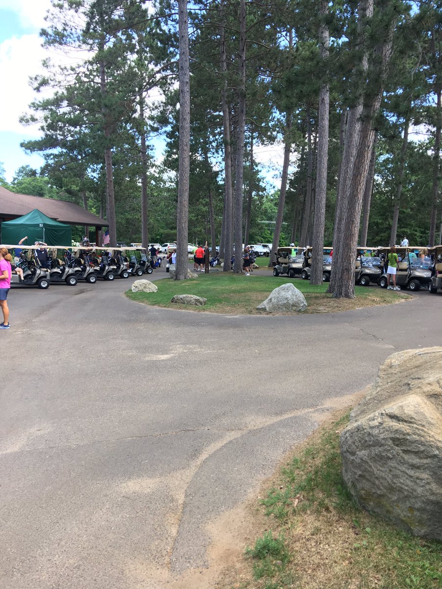 sndy97's tweet photo. A great time was had by all at yesterday's golf tournament! https://t.co/QrgwP7nPbR