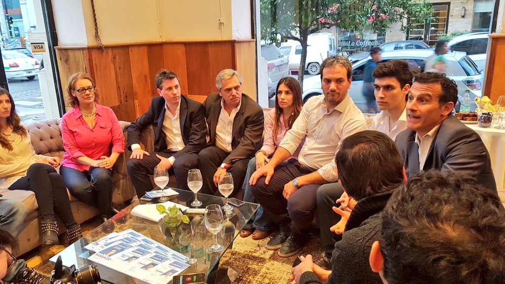 FJCumplir's tweet photo. Tenemos una lista bien representativa del sentir platense, estamos orgullosos de ella
@gjustochaves conferencia de prensa @alferdez #LaPlata https://t.co/G1EVhCRipw