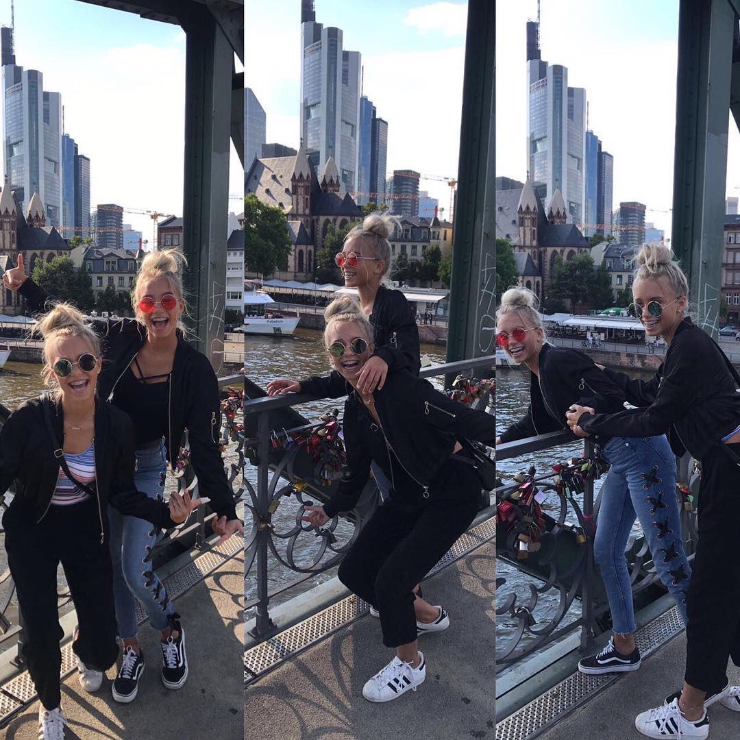 "Just say you won't let go"
-
Posted🗓 July 14th 2016 <a href="/lisaandlena/">Lisa&Lena</a> @J1M071