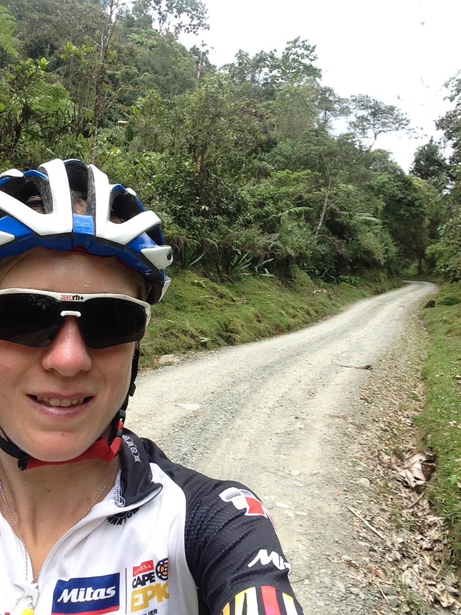 cathwilliamson's tweet photo. Exploring Colombia on two wheels yet again! @MitasbicycleUK @laleyendamtb @Squirtlube_SA @enduren https://t.co/DiBYuEzyrQ