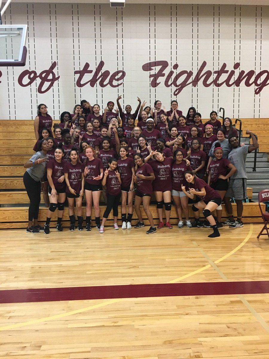Coach_Ehmling's tweet photo. @HeightsHighSch @heightshighvb @ghostofHHS
 Another Successful Year of Camp Completed🏐 https://t.co/IWvPQ6Kc4B