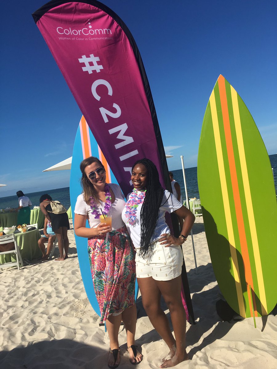 JulieWhiting's tweet photo. @MiLisaP_  and me twinning at #C2Miami https://t.co/0tIkLvRXZm