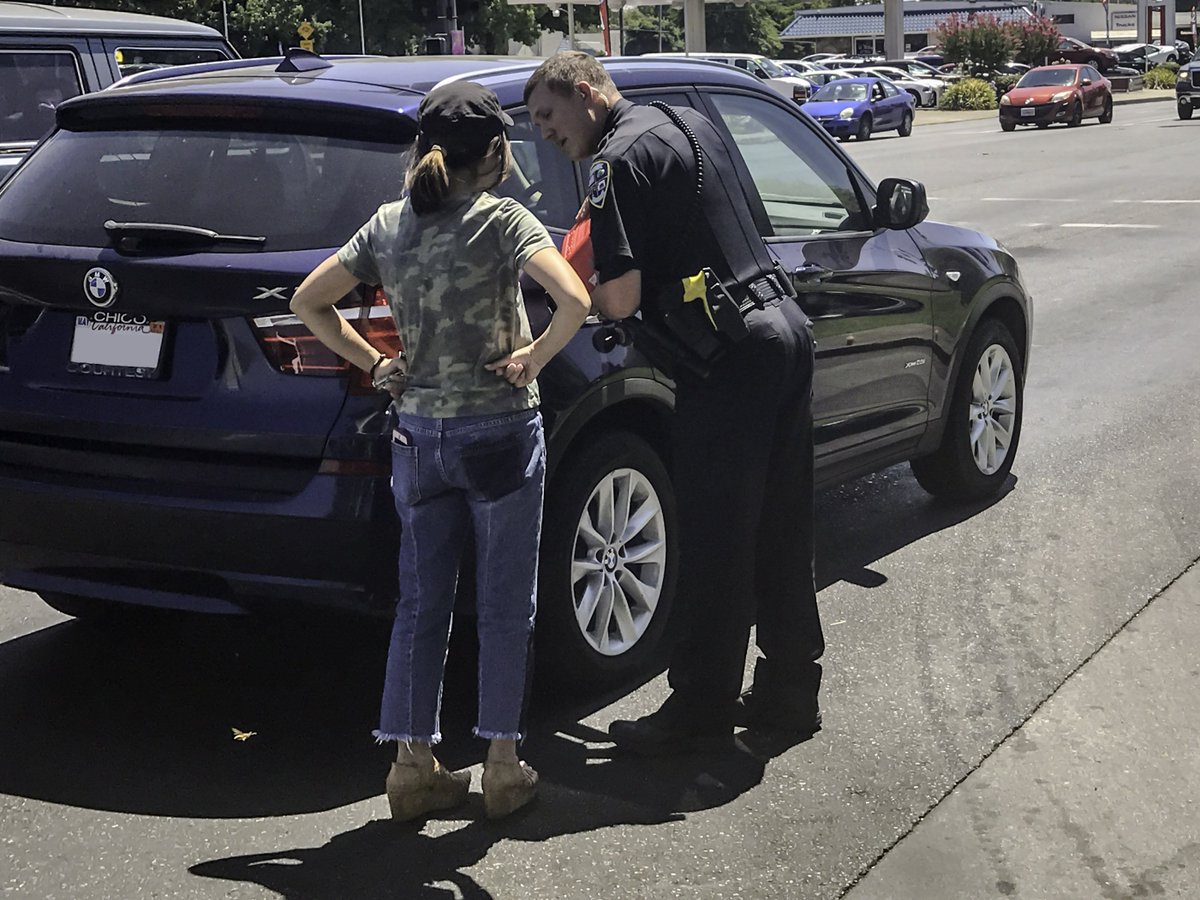 ChicoPolice's tweet photo. Protect and #SERVE Today that means assisting a motorists out of gas. Officer Wilson to the rescue! #communitypolicing #ChicoPD #happytohelp https://t.co/uyy1KcfTk4