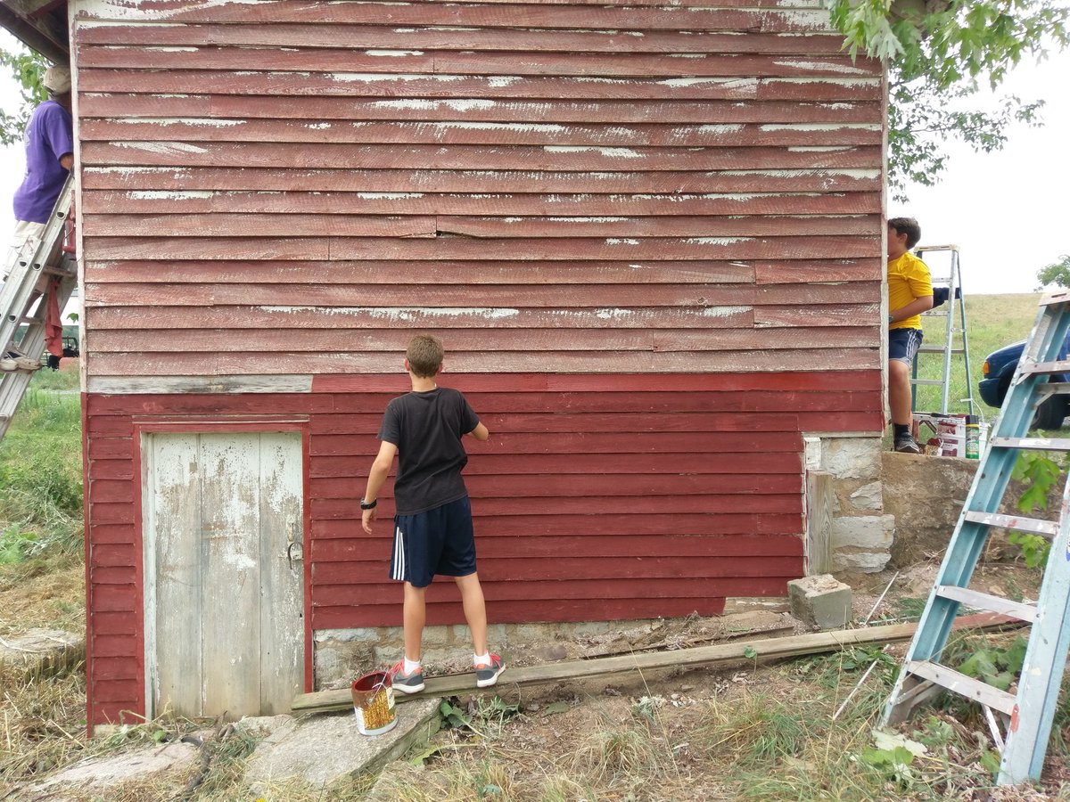 HomeplaceFarms's tweet photo. #farmkids #summerwork #grassfed #beautification https://t.co/WaVj93FWhI