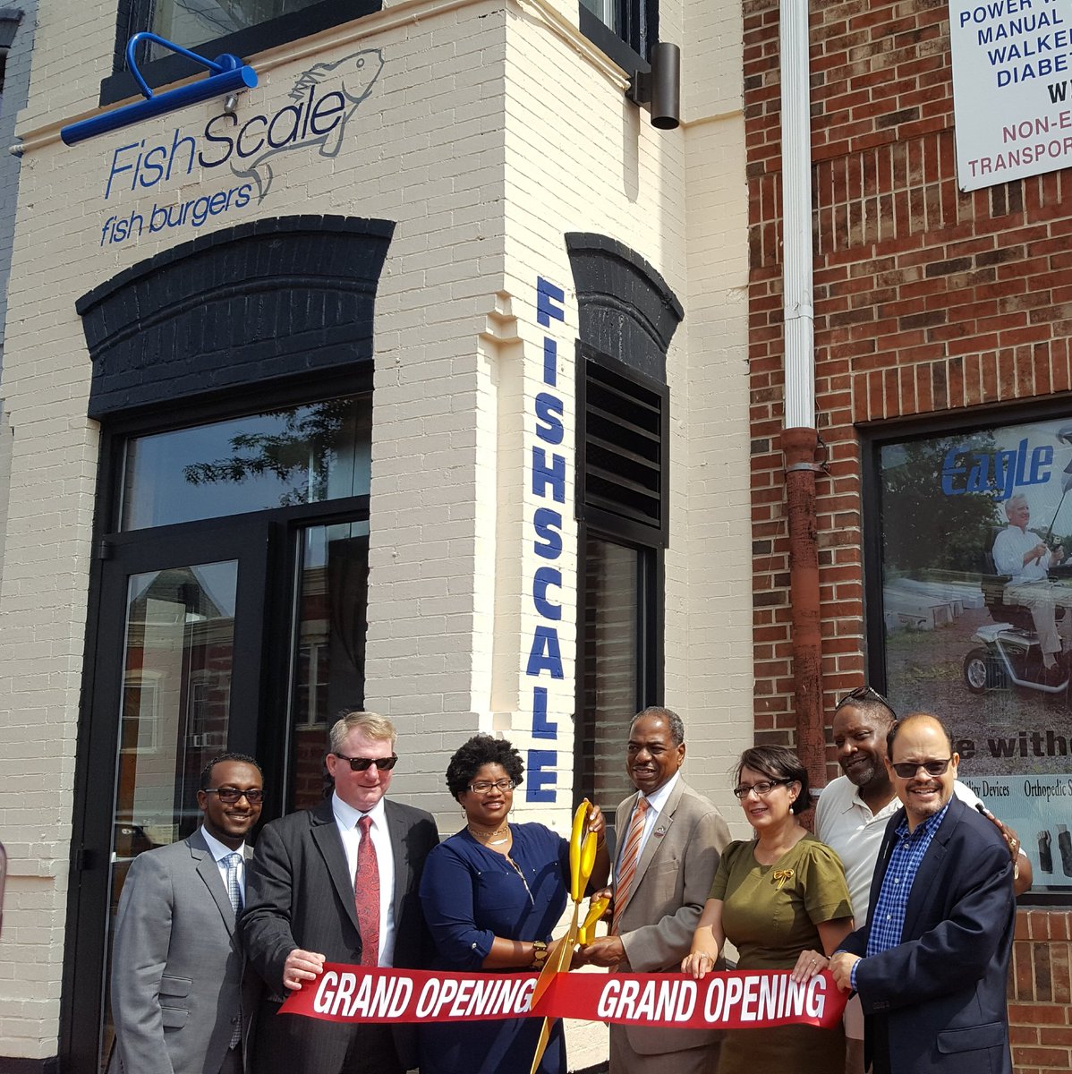 SmallBizDC's tweet photo. @shawmainstreets Ribbon Cutting Jamboree! #SmallBizDC 
@In3DC #Inzio #FishScale #YouBreakIFix https://t.co/YrL88kQkze