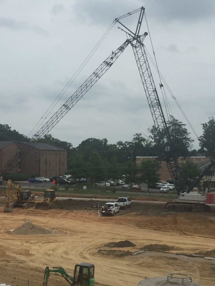 Region4FCPS's tweet photo. WSHS reno is on schedule! #beautifulbuilding #awesomelearningenvironment https://t.co/VEFL43fhr4