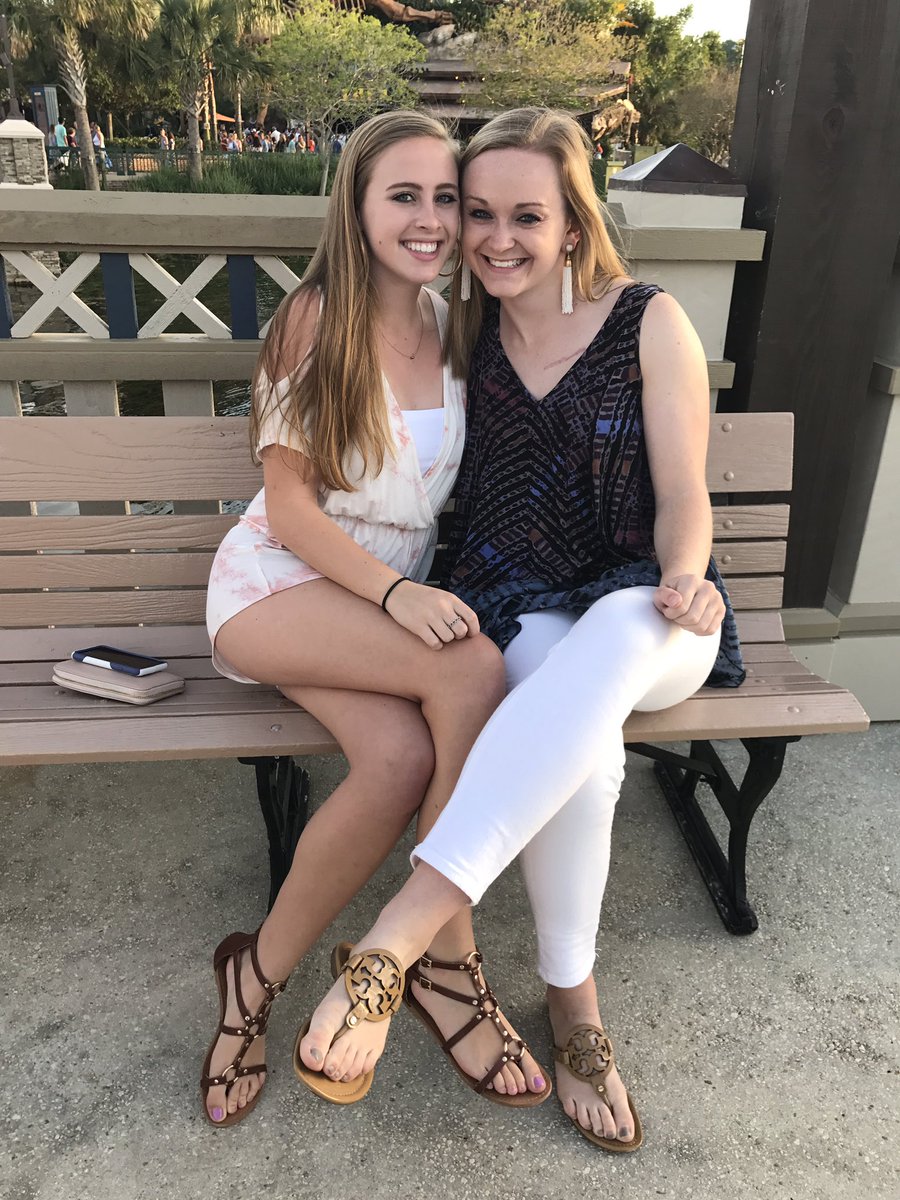 HermanCatherine's tweet photo. Happy bday Vicky!!! Happy to have made so many good mems w you over the years...live it up in raleigh next year:) love u💗💗 @victoria_blau https://t.co/77JEggMDEs