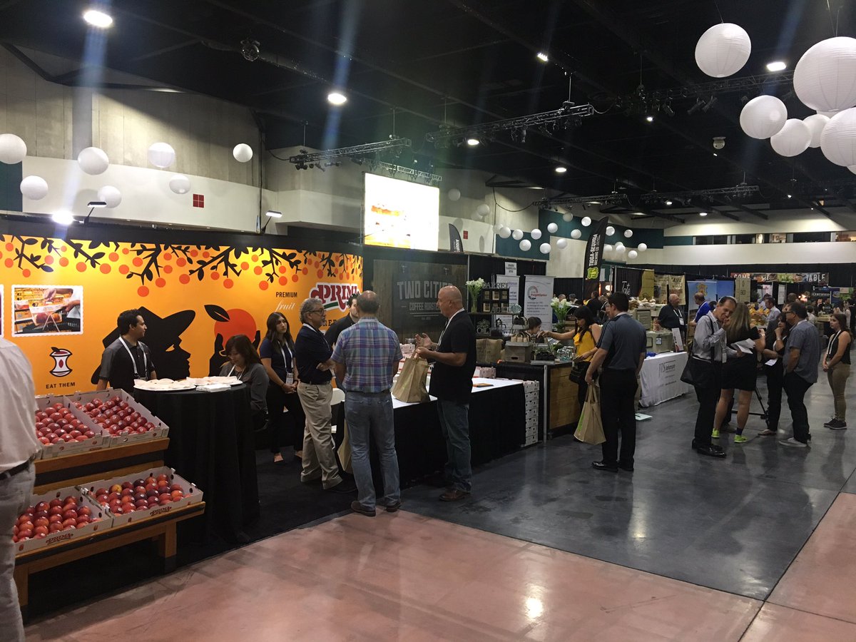 CityofFresno's tweet photo. Who's coming to Expolicious tonight at the @FresnoFoodExpo ? https://t.co/mFsCcnZcuX