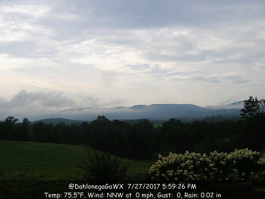 DahlonegaGaWx's tweet image. #Dahlonega #Weather  Temp 75.5°F; Humidity 93%; Winds NNW @ 0.0 mph; Rain 0.02 in.; Baro 29.949 in. Steady. #GaWxCond