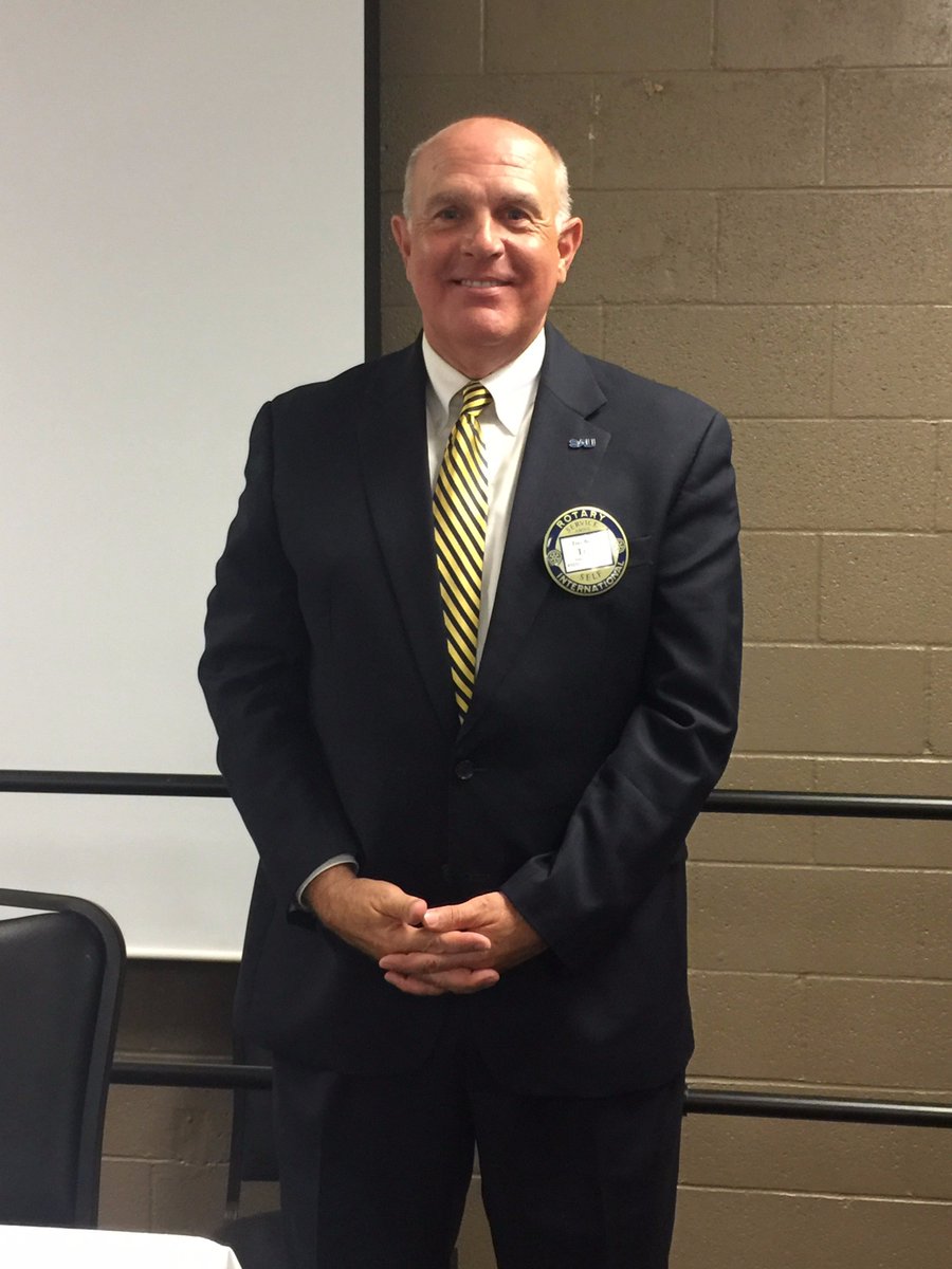 RotaryClubMagAR's tweet photo. SAU's Dr. Trey Berry: @muleriders expansion in programs, living space, sports (tennis returns), new restaurant, &amp; 100-years of @SAUFootball https://t.co/4eo0F6DuXM