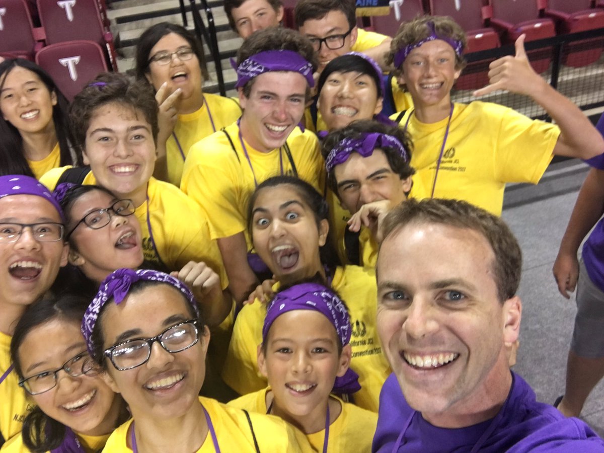 latintutorial's tweet photo. Hey there @mhsjcl! Shh, don't tell @MagisterDavis1. https://t.co/Rk667WpdHS
