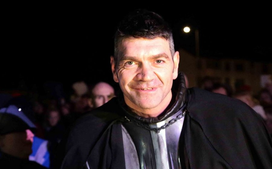 StarWarsNewsNet's tweet photo. Darth Vader Actor Spencer Wilding Confirms He Is Not Part Of The Han Solo Standalone Film - #HanSolo - https://t.co/JWte4QwCch https://t.co/SSZIyrceMx