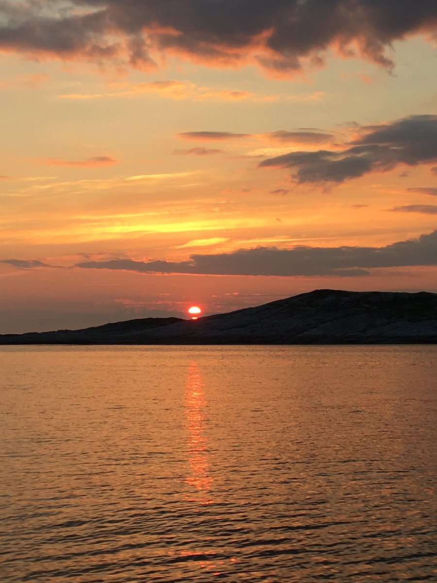 Linda_79's tweet photo. Nord Norge❤️ #landegode #bodøivinden #visitnorway #visitbodo #midnightsun https://t.co/r4TcqI6r8r