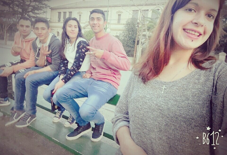 Neegrii1's tweet photo. Con loos de siempree 👍😜 @SafeCinthia #Raul #Payoo #Lucaas https://t.co/pjNJEdgccg