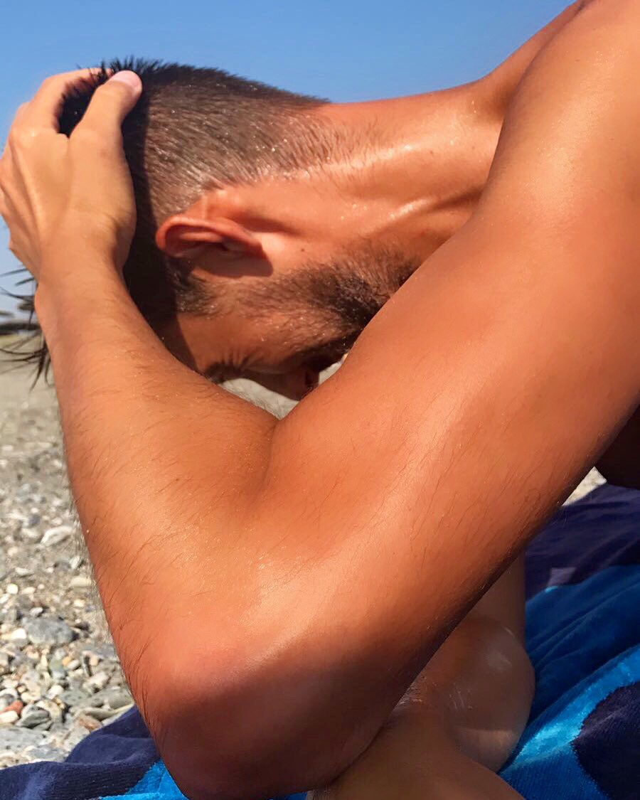 mike_orgo's tweet photo. Comienzan las vacaciones #summer #veranomikeorgo #spain #mens #loveisland #Mensfashion #menstyle #Follow https://t.co/HNNaxHNzWI