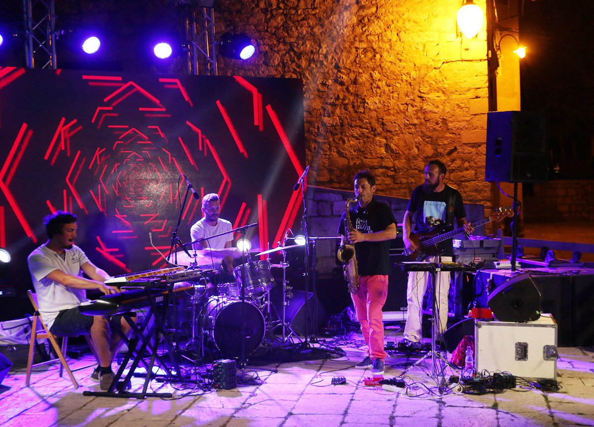 ChangerHr's tweet photo. CHUI - ljetna glazbena poslastica #ChangerMeetup #visitŠibenik https://t.co/Hwktgk1OWE