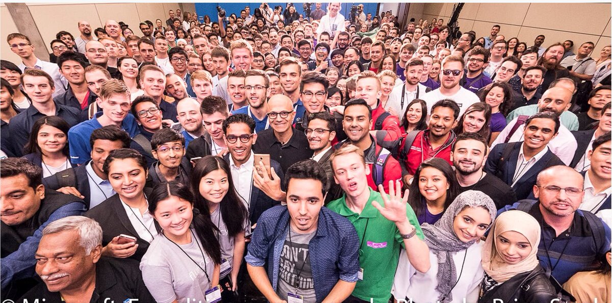 No better way to celebrate #NationalInternDay than with 2,000 @Microsoft interns - their energy & passion are contagious!
