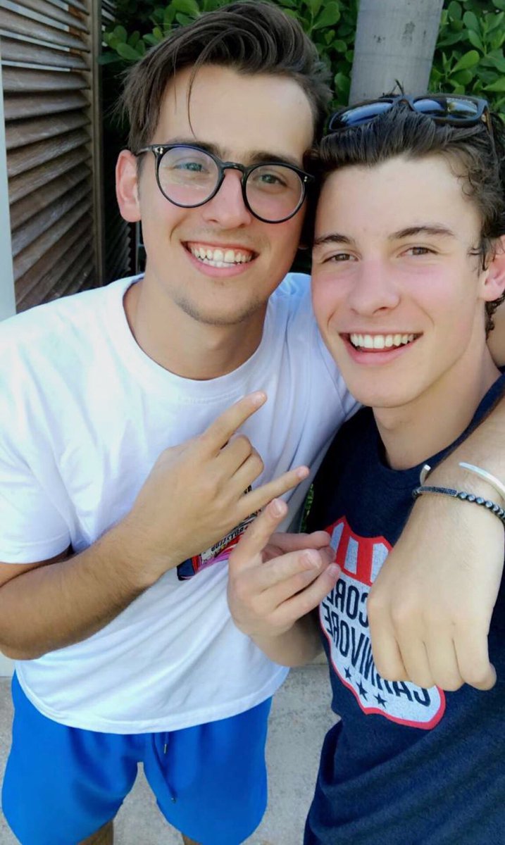DailyMendesLive's tweet photo. Shawn via Snapchat ❤️ https://t.co/DSWzgP7rrh