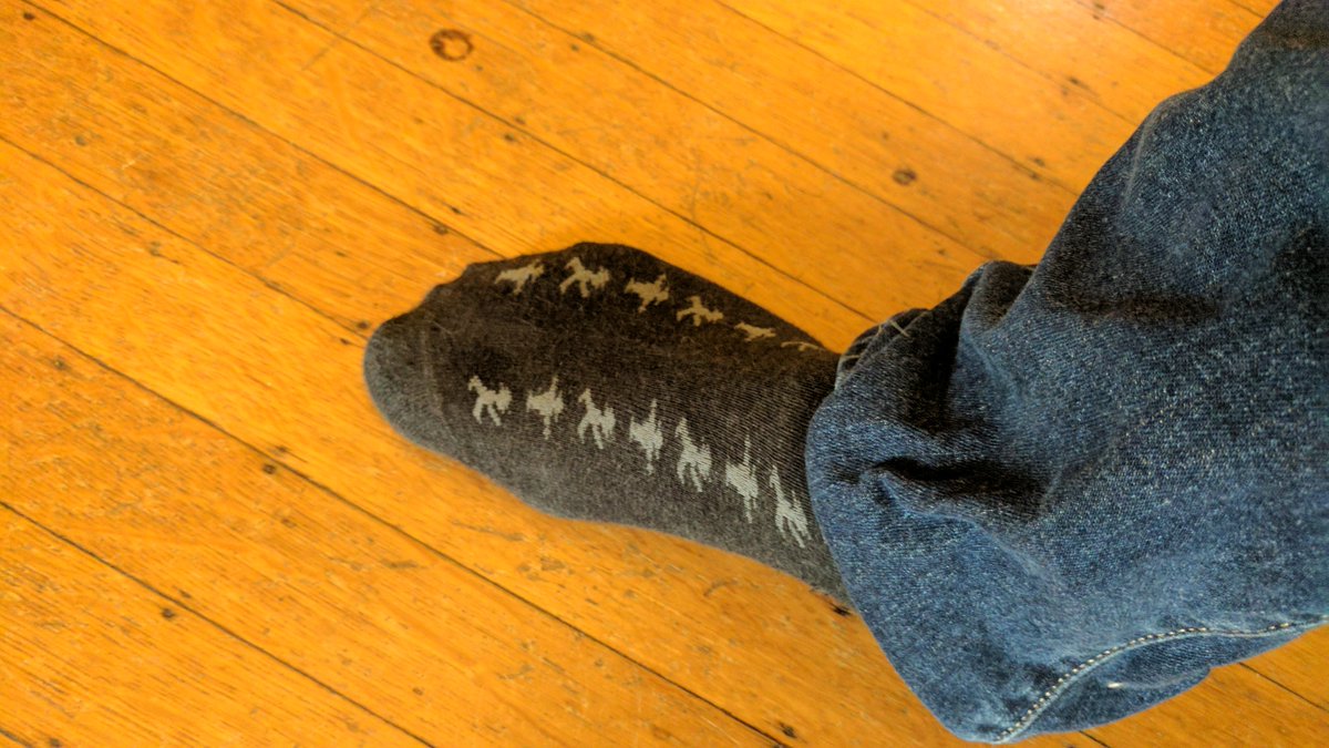 morinap's tweet photo. Wore my #amplemann socks today. #berlin https://t.co/MZTP0yXY6Y