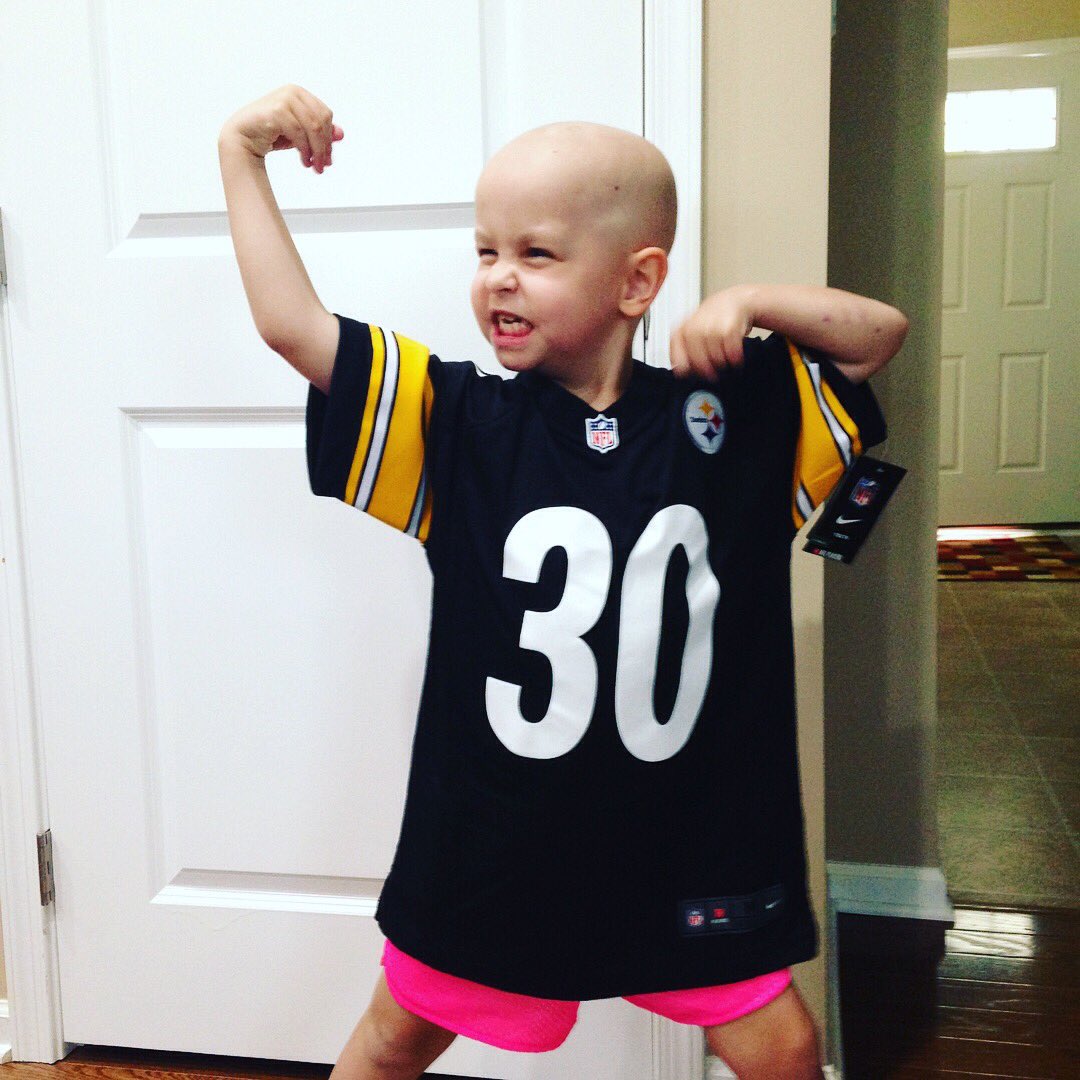 colin_dunlap's tweet image. It means something to all kids to get a jersey. Have to say, it means a little more for a kid w cancer to get a @JamesConner_ jersey.