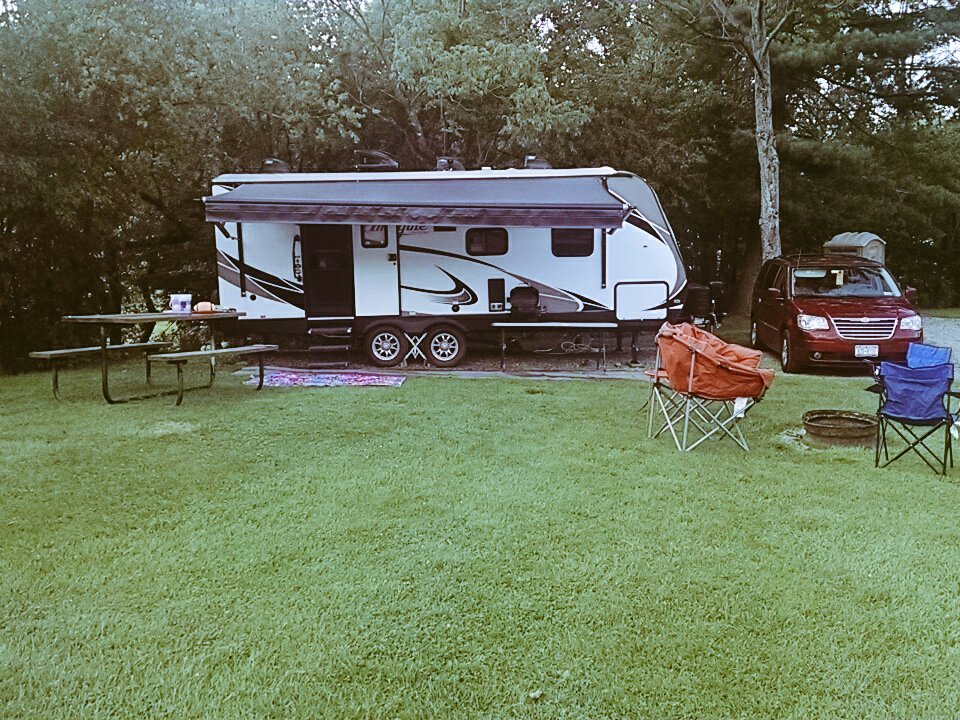 Aries_love417's tweet image. Our home away from home💜 #CampLife #naturelover #mentalhealrh