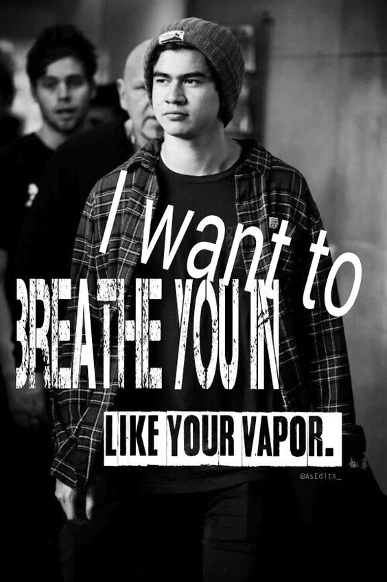 Calum lockscreen.
🌸 RT IF YOU SAVE IT! 🌸