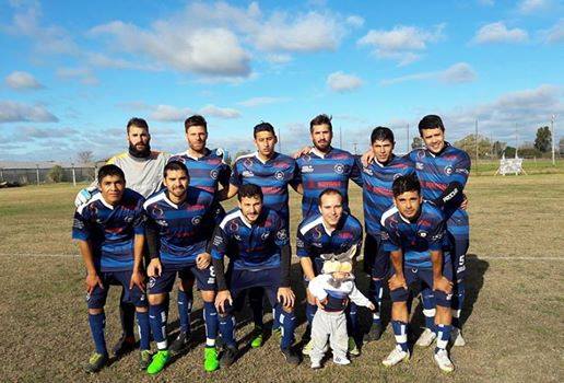 UVEtcheverry's tweet photo. #Final #Ida: CADA VEZ FALTA MENOS PARA UNA NUEVA FINAL🕒
¡Que el domingo la cancha explote y sea una fiesta!
¡VAMOS LA UVE!💪 https://t.co/biPJTGx3cX