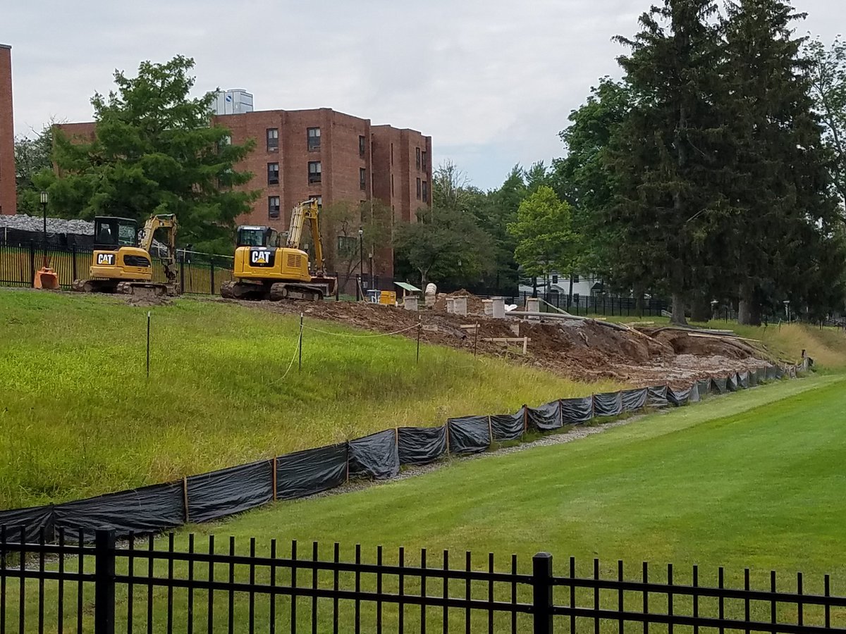 debsteward's tweet photo. Continued progress on Cozzens Field Pressbox and Stadium! @HeronSoccer @HobartSoccer #place2sit #place2work https://t.co/nkIksPppt8