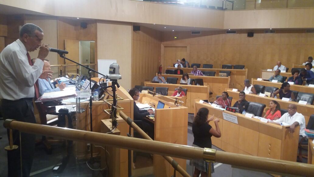 CTM_Martinique's tweet photo. Fonds européens #FEDER
Extension de la pointe des Grives adopté à l'unanimité : CTM 10 millions € / FEDER 13 milions € https://t.co/vImNVp24hS