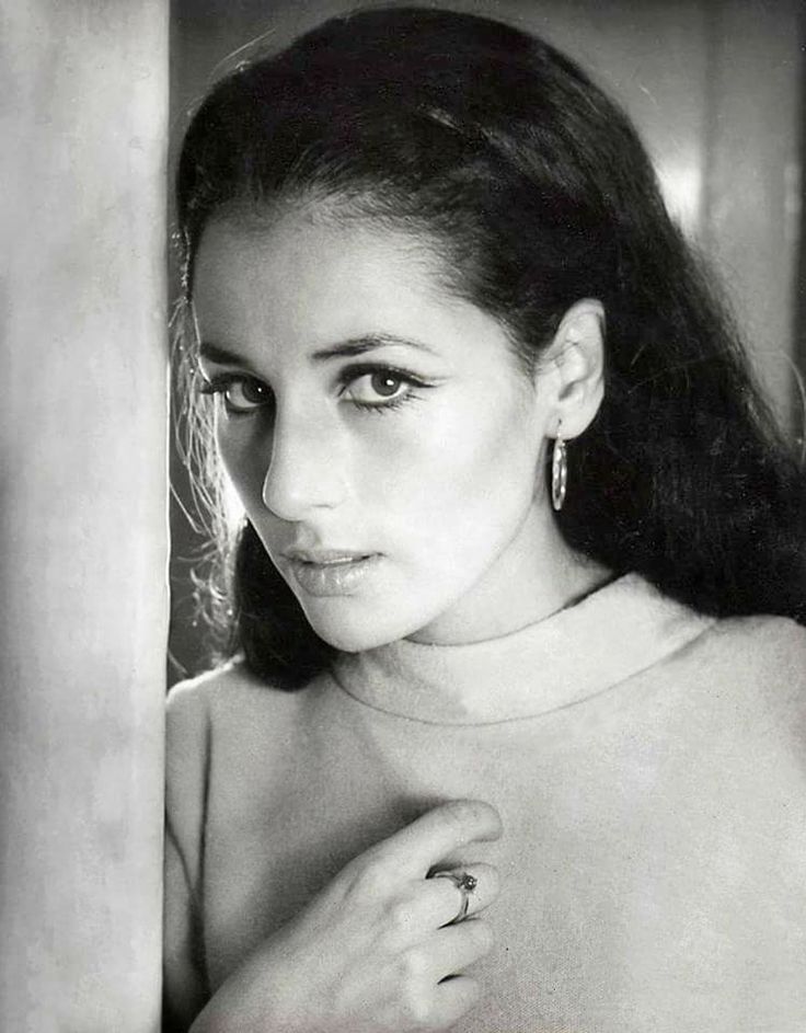 Helena Rojo (born María Elena Enríquez Ruiz 1944 ) is a Mexican actress and model.