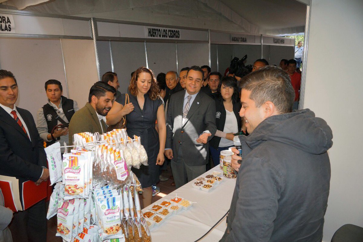 Fer_MercadoG's tweet photo. En equipo productores, cámaras empresariales, consumidores y Gob unimos la cadena para detonar el desarrollo económico de @DelLaMagdalenaC https://t.co/b9kdNOSJTq