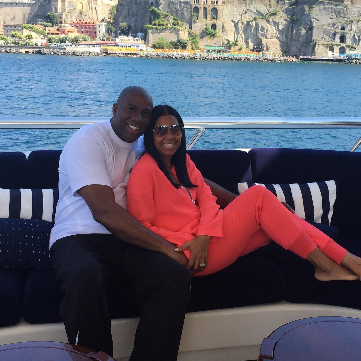 cjbycookie's tweet photo. "Driftin on a memory..." Countdown to vacay has begun! Earvin &amp; I in Italy 2 years ago. #tbt #BelievingInMagicBook #FamilyIsEverything❤ https://t.co/ODf5SZhVoz