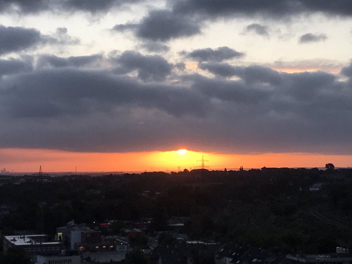 💕 Wolkenspiele über #Essen 💕 #nofilter