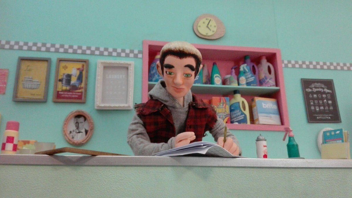 littlepaperm's tweet photo. This lovely guys showed me their laundry #animacion #animation #stopmotion #puppets #set #laundry #littlepaperman #elhombrecillodepapel https://t.co/IqCn4gcMFf