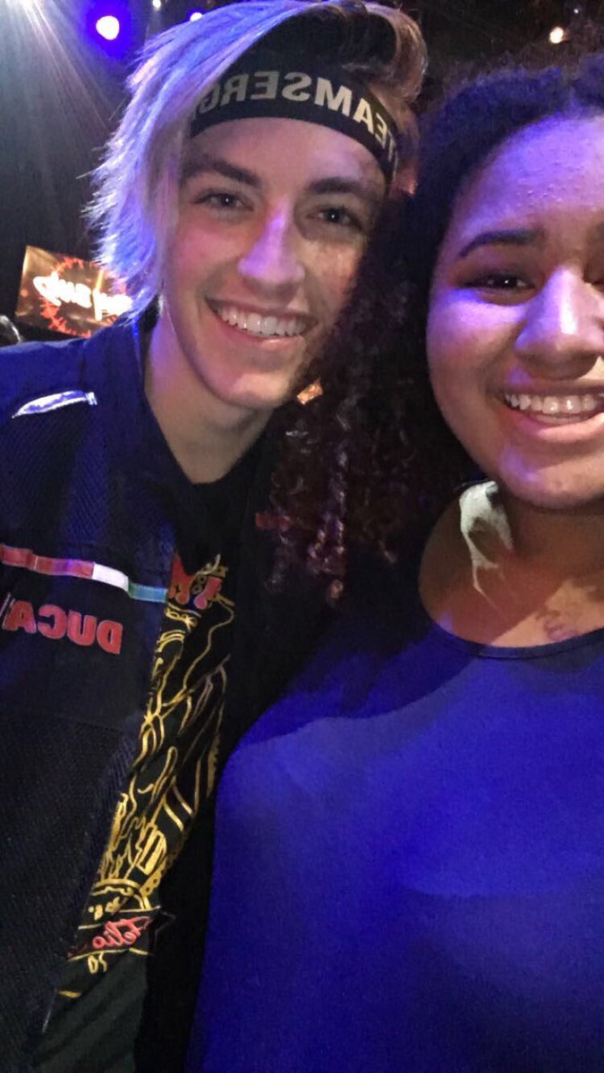 kiki4601's tweet photo. Getting to meet you was one of the highlights of my day thank you!!! For taking a picture with me😊@jon_klaasen #klaasennation https://t.co/4McjCN0Xsq