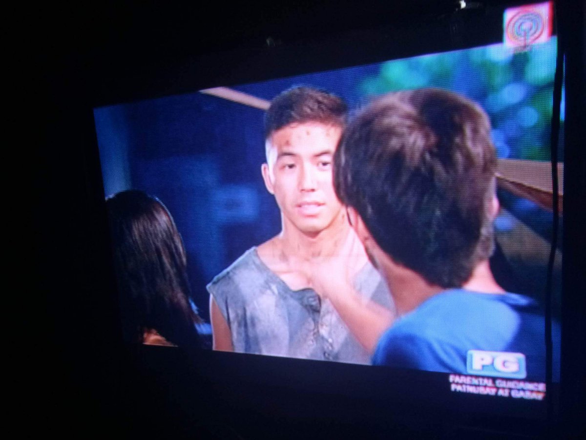 SLabrusca's tweet photo. Ohhh kahit ang amos nya pogi parin

@tonythesharky https://t.co/sWmKsKyNiF