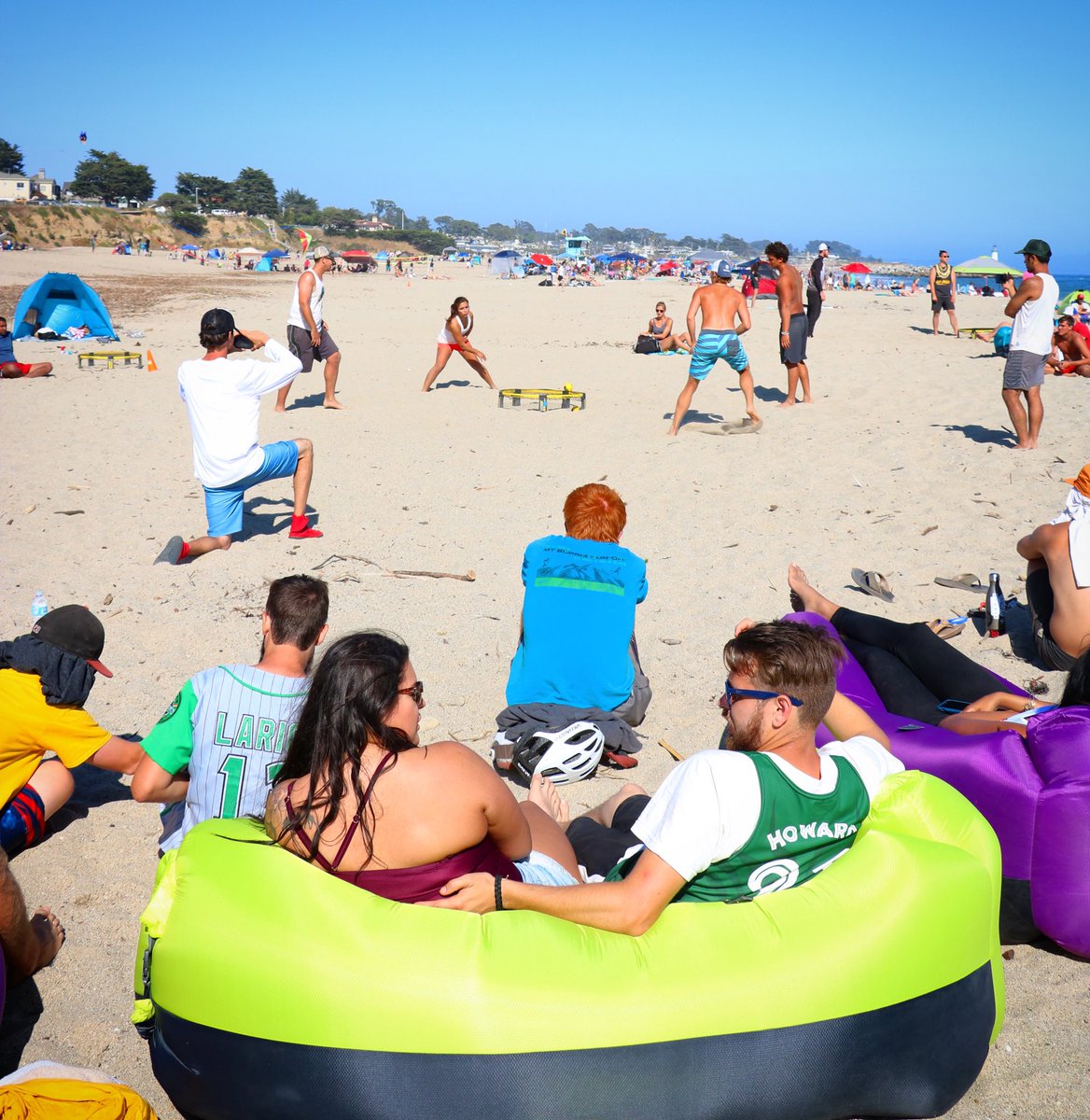 SCRoundnet's tweet photo. No better way to enjoy #Finals than with @WindPouch! πΈ:@andyfuria #WindPouch #WindPouchLite #Spikeball #Roundnet #SantaCruzSummerShowdown https://t.co/4dLh8mVucG