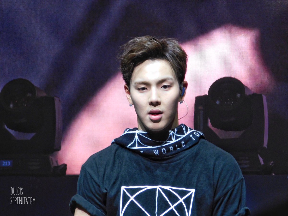 32324_071416's tweet photo. He looks so squishy π
-
@OfficialMonstaX ##λͺ¬μ€νμμ€ #MONSTA_X #SHOWNU #μ
λ #μνμ° #BeautifulinAtlanta #MonstaXinATL #BeautifulintheUS https://t.co/wM6irvM78Y