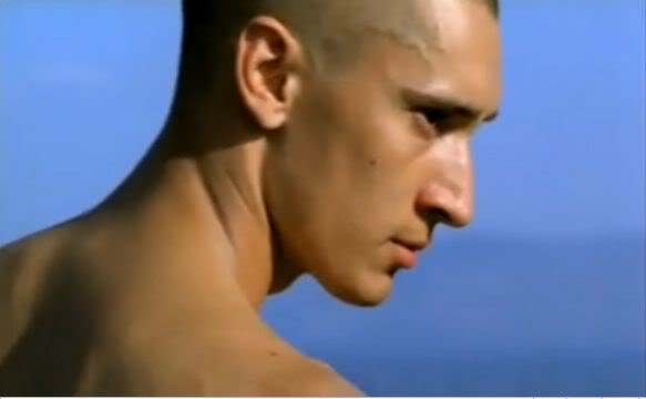 Happy birthday to Grégoire Colin, the quiet and gorgeous muse of Claire Denis. 