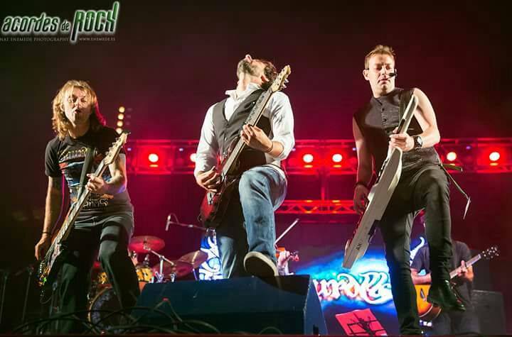 Saurom Oficial tweet media