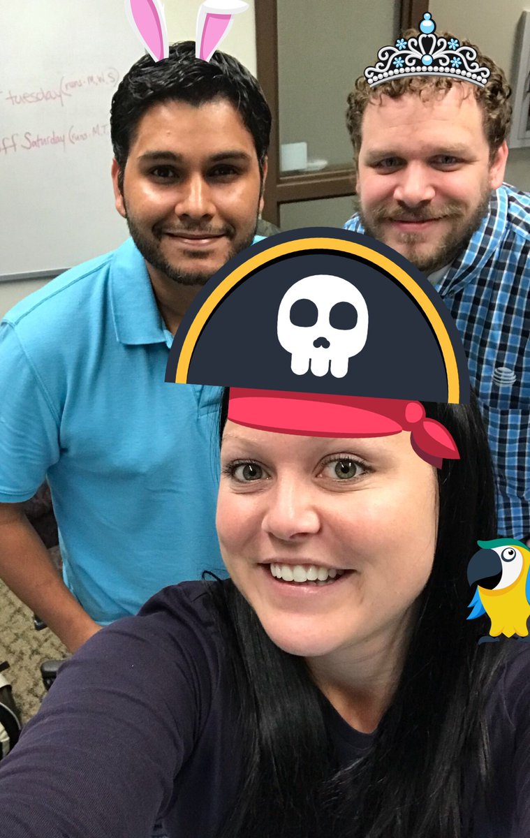 AmandaF_4's tweet photo. It was a pleasure having these 2 gentlemen in my office today!! You guys are going to be AWESOME!! #RideTheLine #ProsAlready #SorryGuys π https://t.co/okboXEuTpB