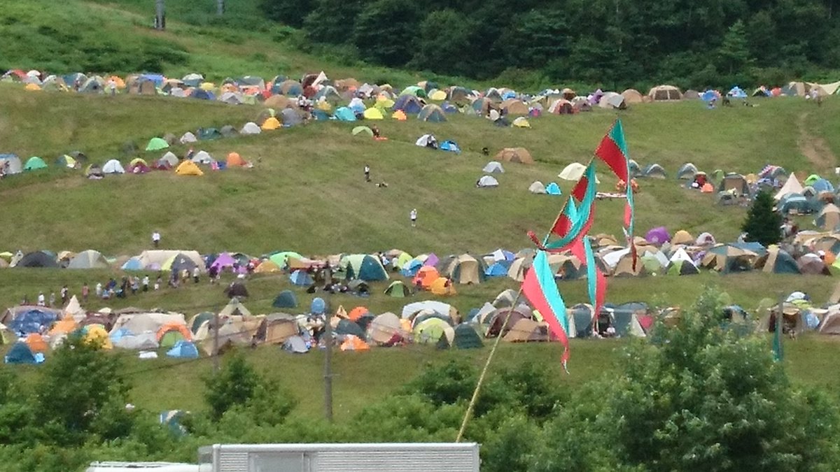 今年はこれたぞフジロック！

安定のキャンプサイト

そして朝からビールスタート