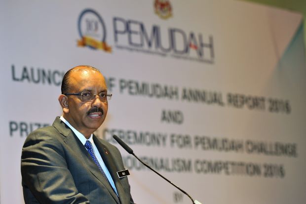 staronline's tweet photo. Ali Hamsa first Malaysian appointed to UN committee on public administration
https://t.co/HnWkZrmAK1 https://t.co/uVw4hB2SvQ